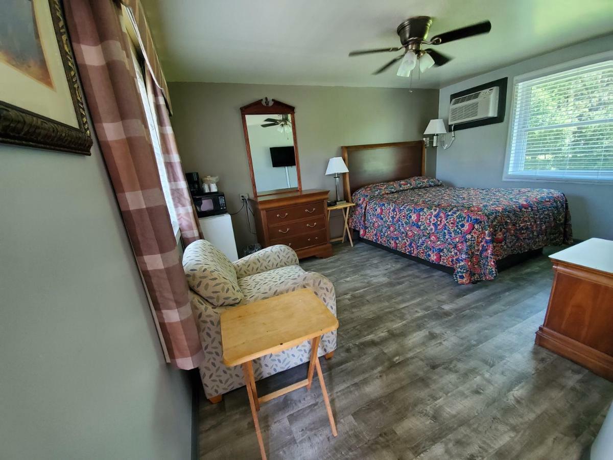 High Springs Country Inn Buitenkant foto